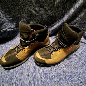Men's Black and Tan Athletic Shoes